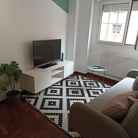 630A Apto Moderno Y Equipado Oviedo Eksteriør billede